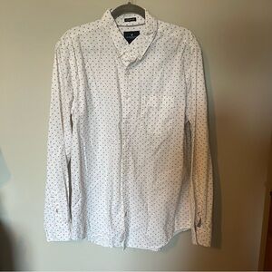 American Eagle Outfitters White and Red Patterned Casual Dress Shirt